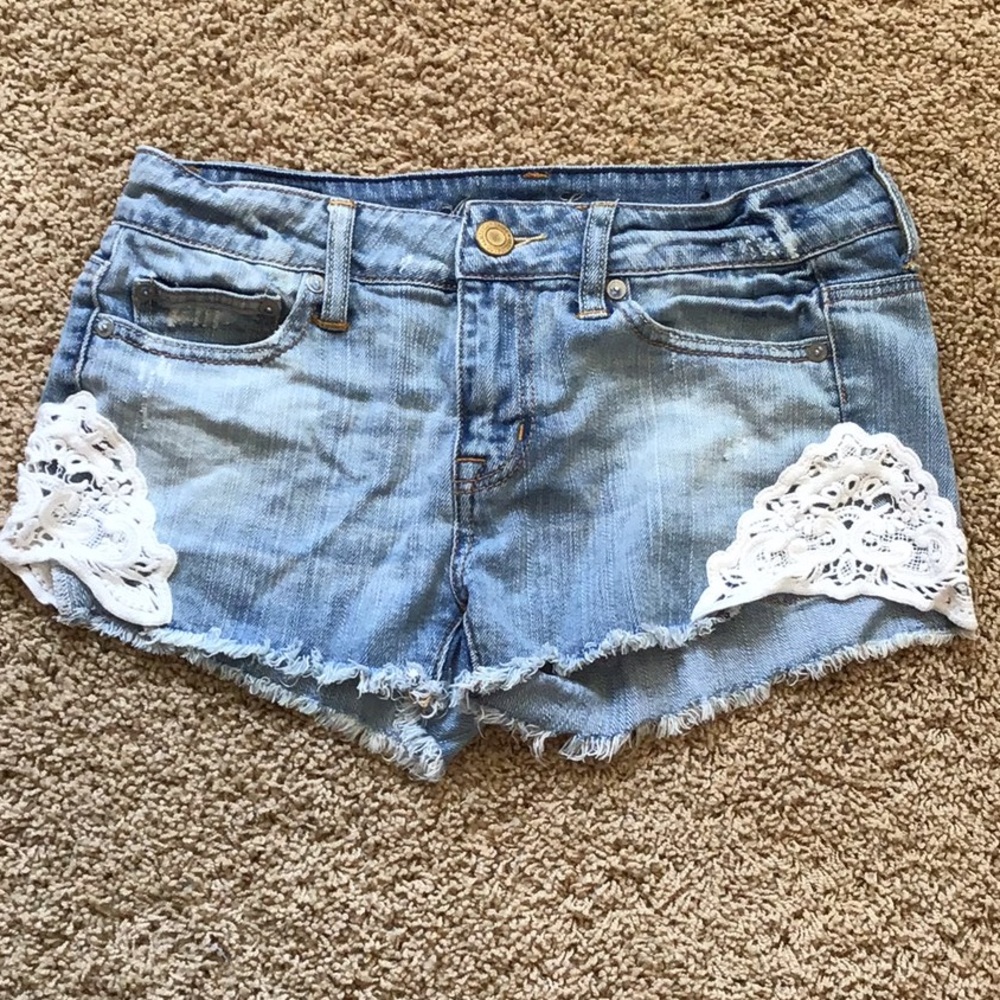 American Eagle shorts w/design Size 0